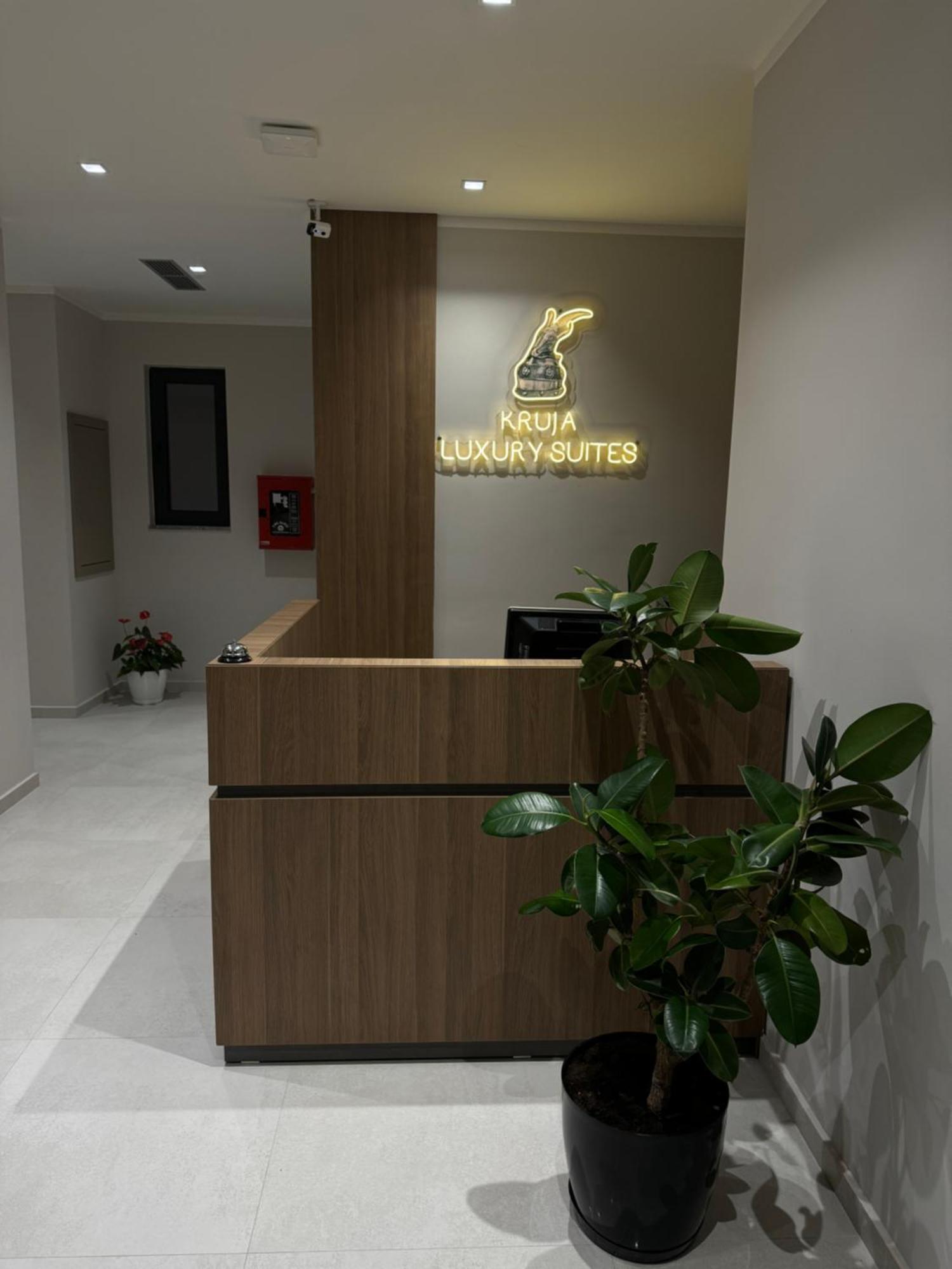 Kruja Luxury Suites Exteriör bild